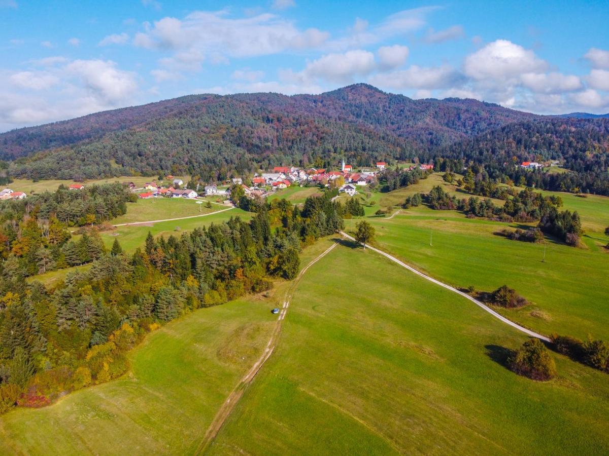 Notranjska Hisa - Traditional Country House, Close To The World Attraction Cerknica Lake Begunje pri Cerknici ภายนอก รูปภาพ